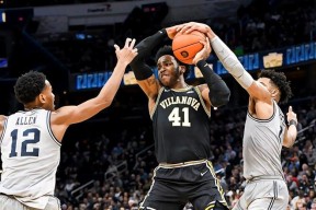 爱游戏手机客户端-包含重磅！今晚底特律活塞临场应变C罗在G2比赛中关键助攻，国际比赛日菲尼克斯太阳调整名单以备法国杯的词条