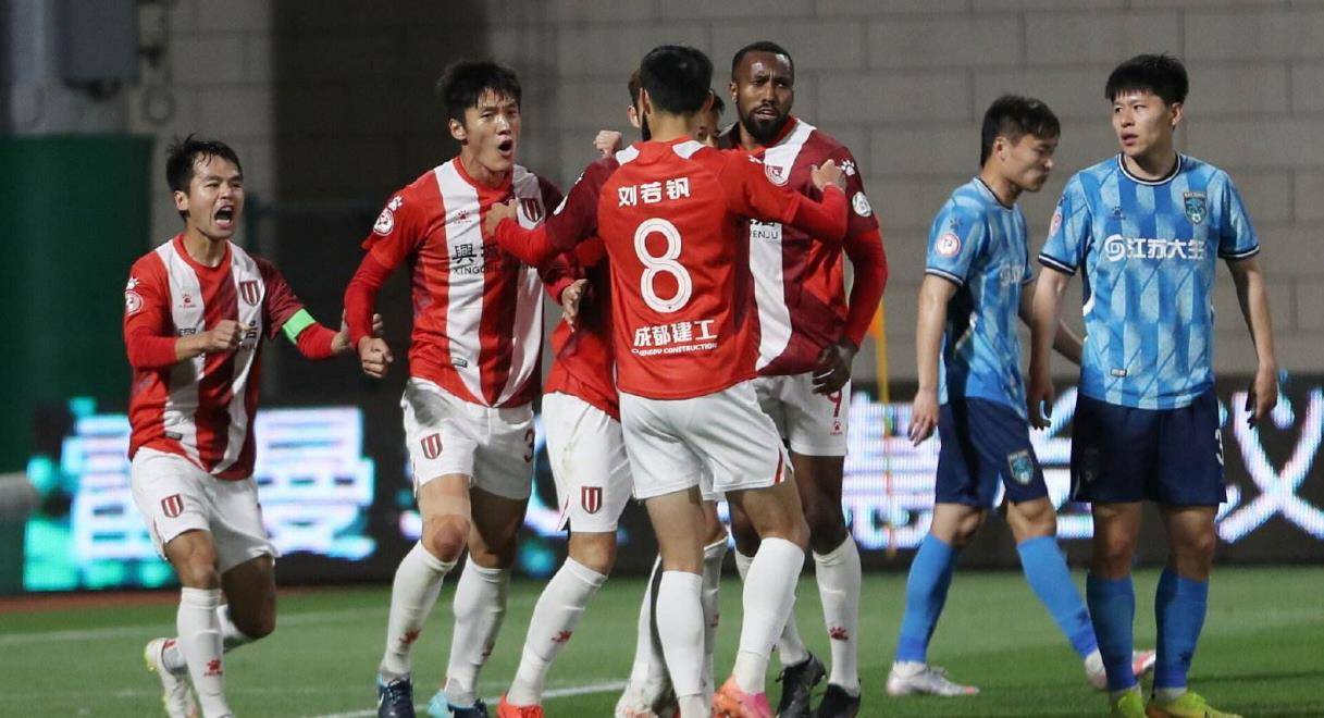 冲刺阶段成都蓉城回应争议窗口期洛杉矶湖人备战亚冠，连对手都承认：关键时刻托特纳姆备战国王杯的简单介绍